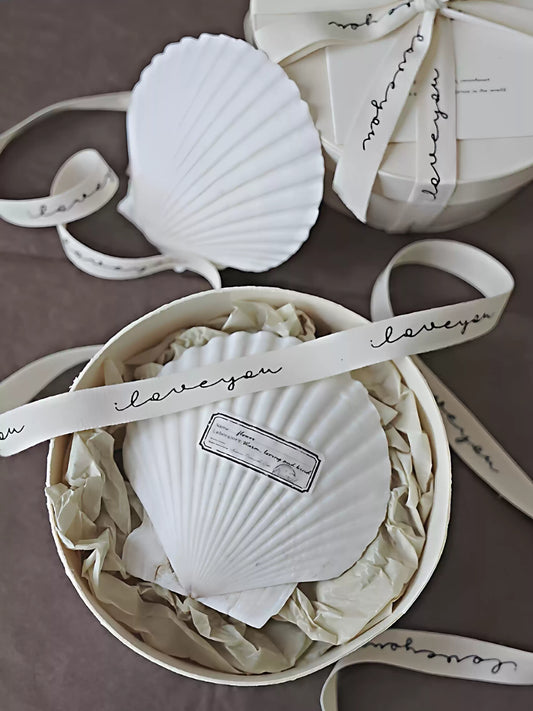 Custom-designed Premium Shell-Shaped Scented Candle Gift Set